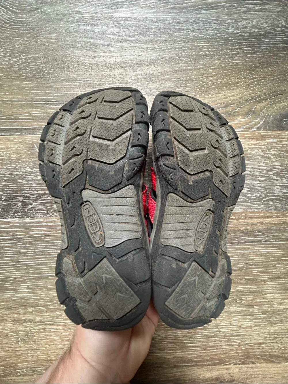 Keene Hiking Red Outdoor Sandal Sneakers Kids Size 3